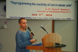 Reprogramming the reactivity of iron in cancer cells