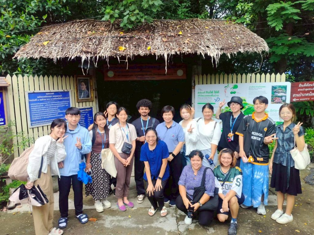 LINE_ALBUM_Bang Krachao_260809_4_1