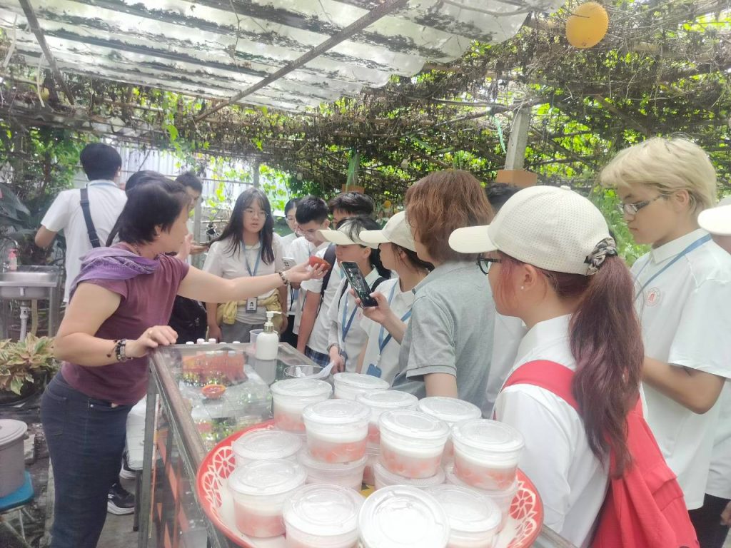 LINE_ALBUM_MU _ Khlong Maha Sawat_260907_5